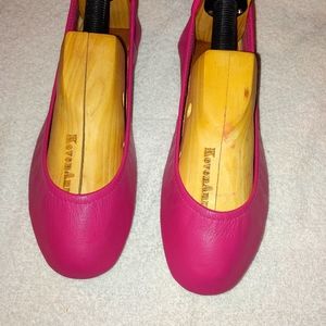 Fushia Classic Leather Tieks